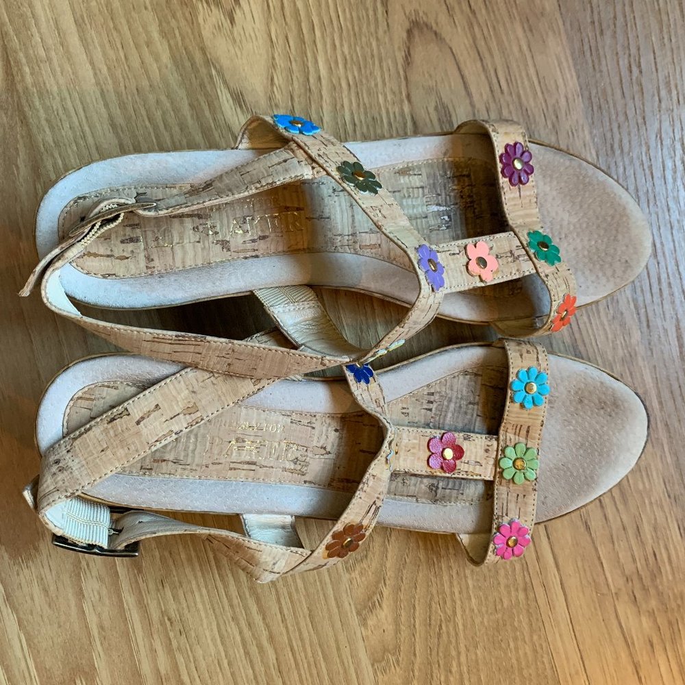 Bob Baker Cork with Multi Colored Flowers - Size Women's 9